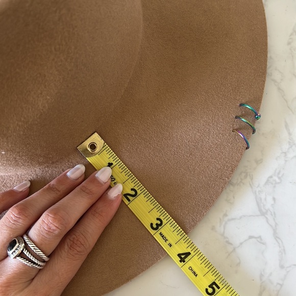 Don Paris 3 multi color piercing hat - Picture 7 of 7